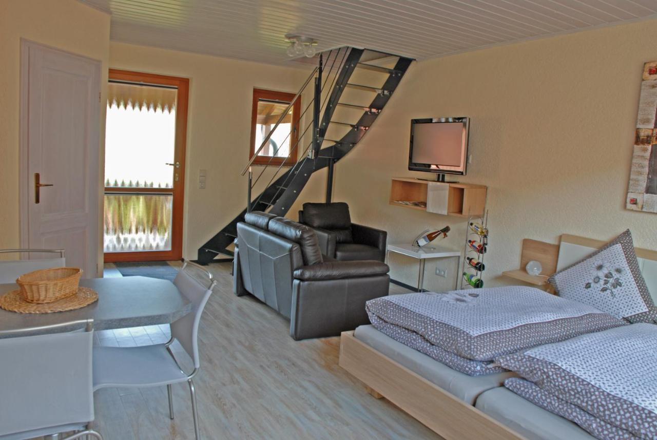 Ferienhaus & Weingut Am Steingebiss Billigheim-Ingenheim Eksteriør billede